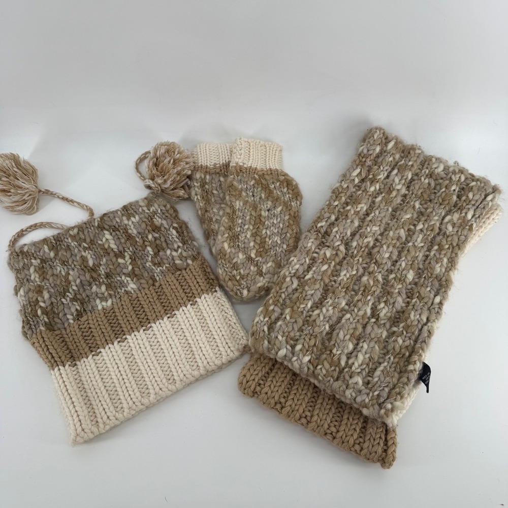 GAP 3 piece Knit Beanie Mittens Scarf Set Chunky Tan Cream Pom Poms M L matching
